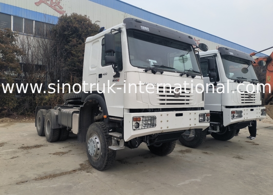 Sinotruk Howo Traktor Truck Rhd Trazione a quattro ruote 6 × 6 Weichai 400 HP Bianco